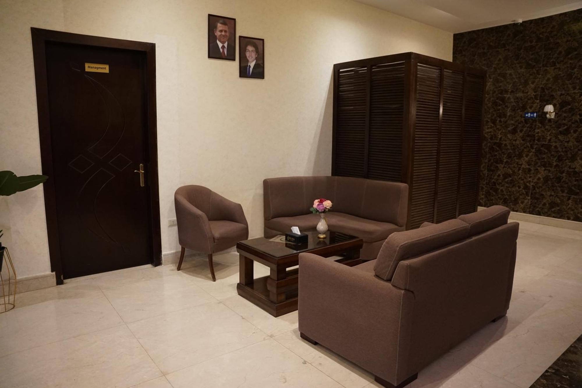 Big Ben Hotel Suites Amman Eksteriør billede