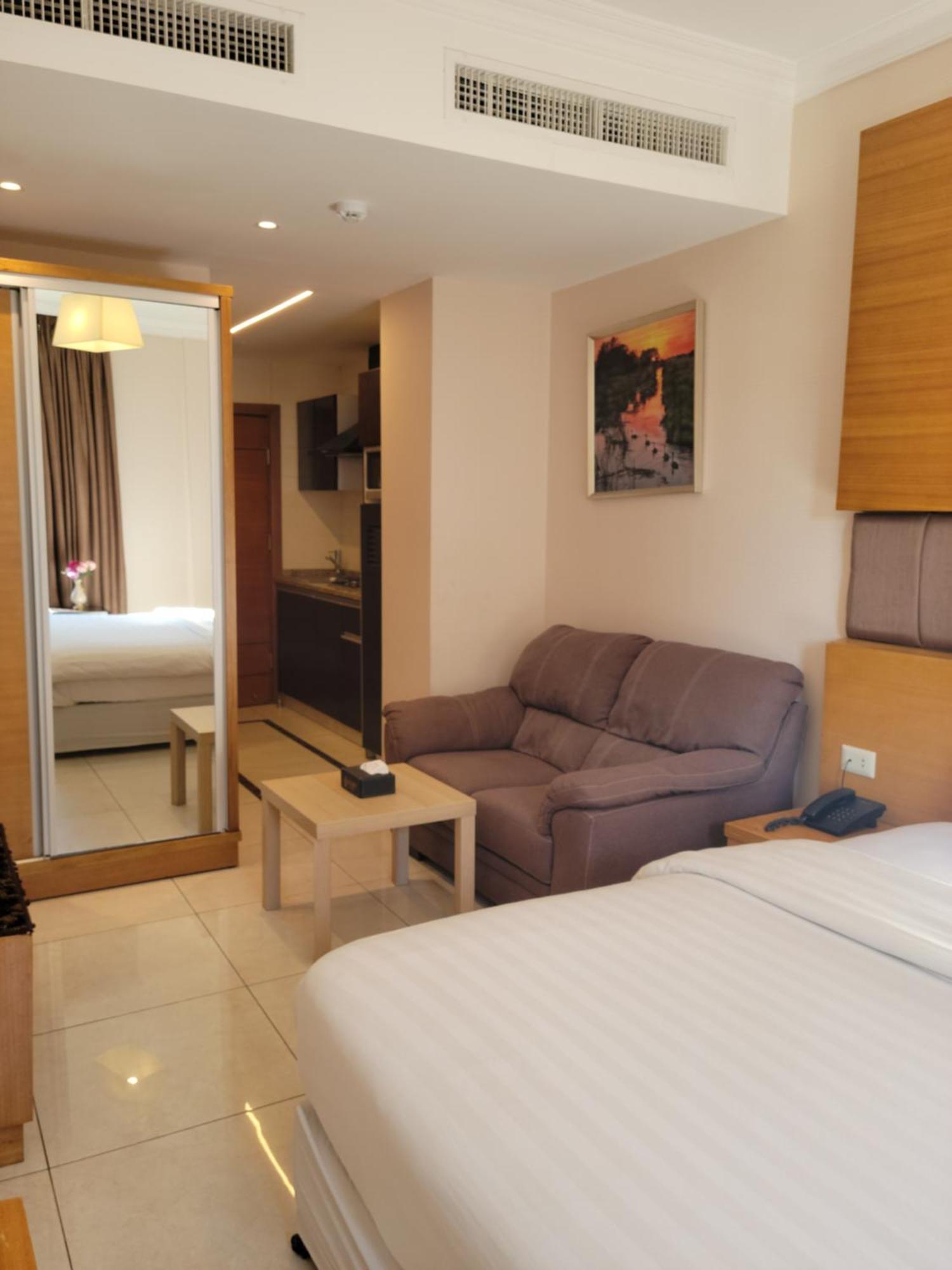 Big Ben Hotel Suites Amman Eksteriør billede