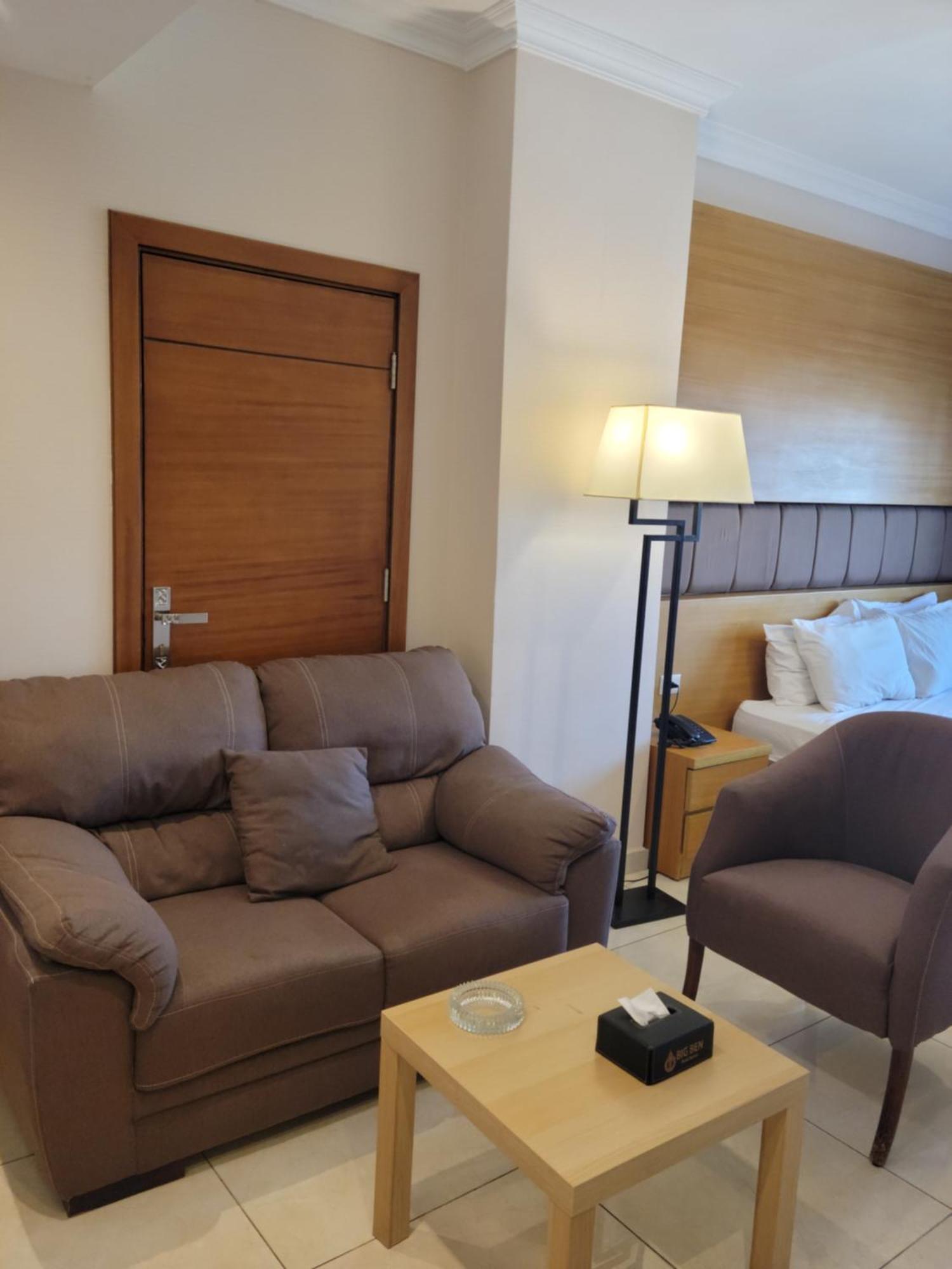 Big Ben Hotel Suites Amman Eksteriør billede