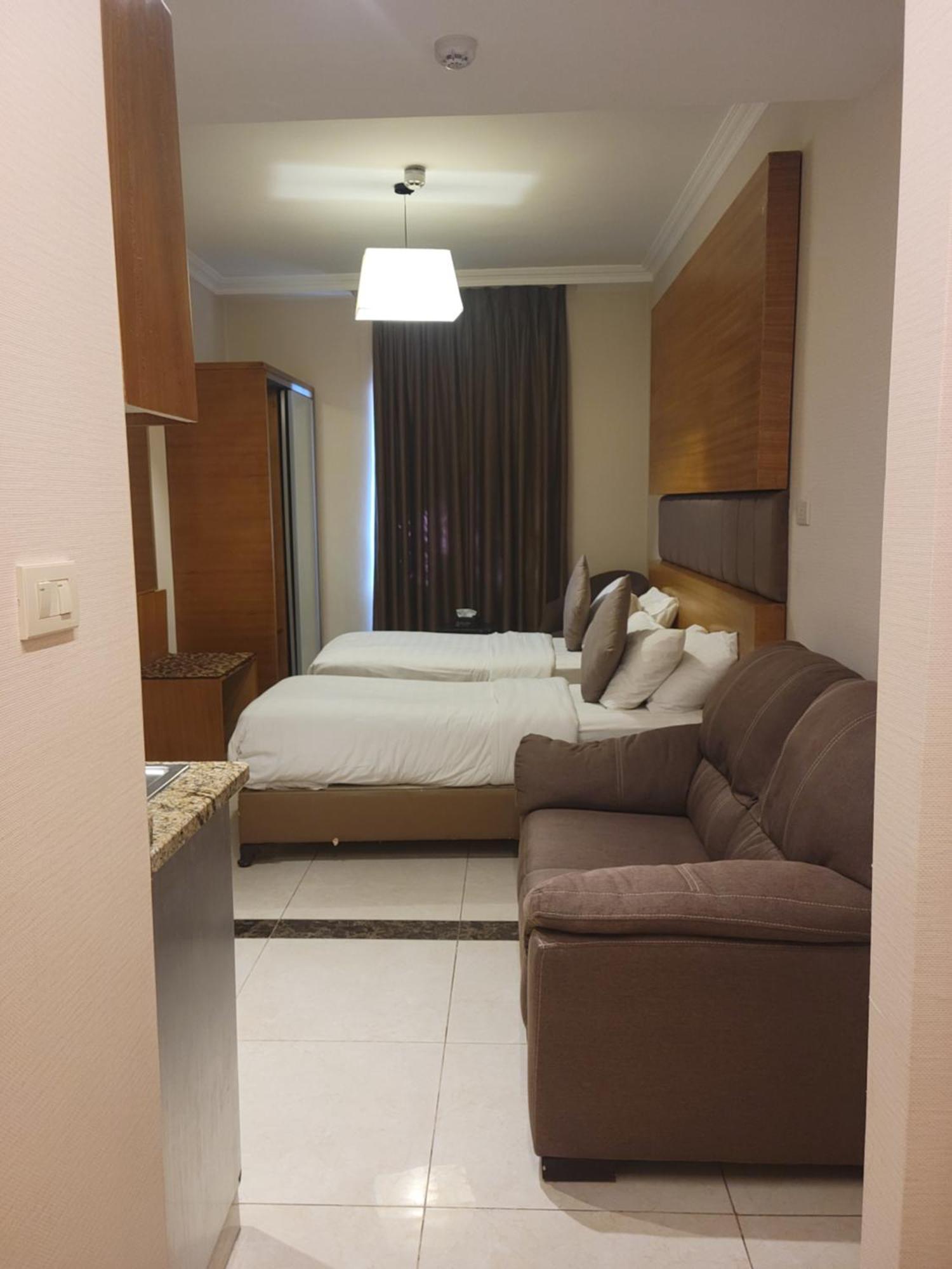 Big Ben Hotel Suites Amman Eksteriør billede