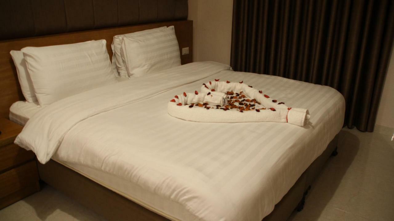 Big Ben Hotel Suites Amman Eksteriør billede